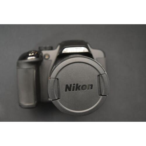 Nikon COOLPIX P600 16.1 MP Wi-Fi CMOS Digital Camera with 60x Zoom Black