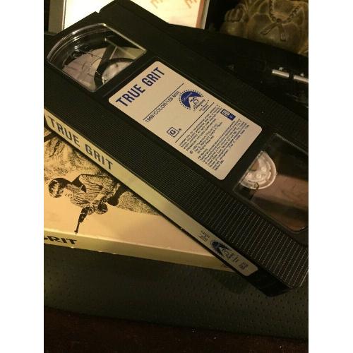 TRUE GRIT 1969 VHS TAPE John Wayne Kim Darby Glen Campbell
