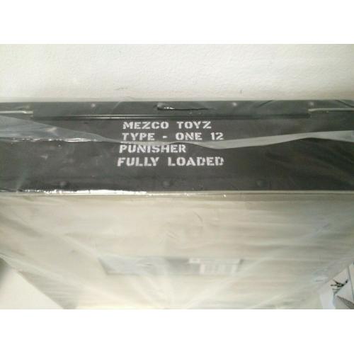 BRAND NEW SEALED Mezco One 12 Punisher Fully Loaded PX Previews Exclusive