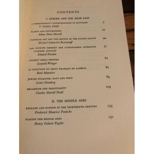 INDEPENDENCE, CONVERGENCE, AND BORROWING In Institutions, Thought, and Art