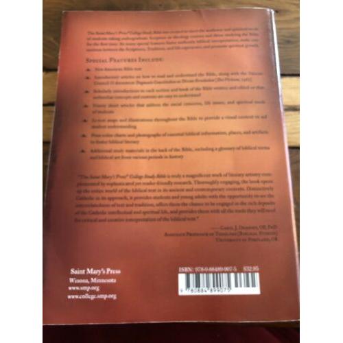 XL12/ Saint Mary's Press College Study Bible: New American Bible