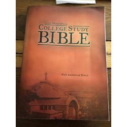 XL12/ Saint Mary's Press College Study Bible: New American Bible