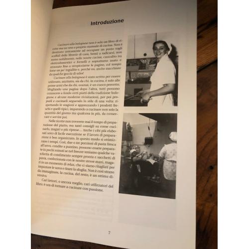 AUTOGRAPHED Cooking Bolognese by Barbara Bertuzzi cucinare alla bolognese RARE