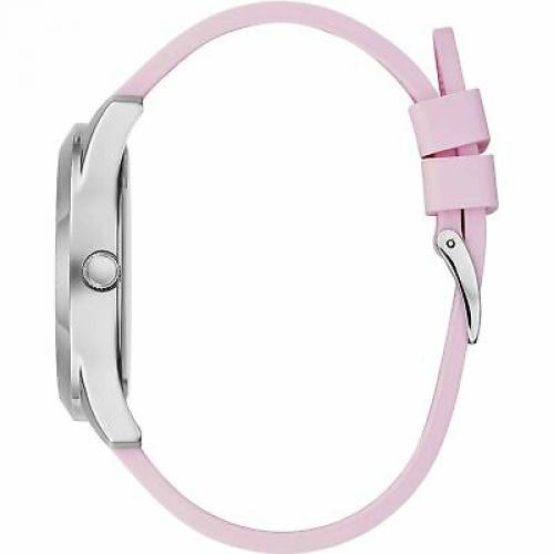 Guess Crush Womens Analog Quartz Watch with Silicone Bracelet W1223L1