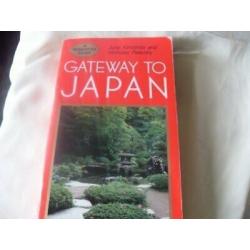 Gateway to Japan (A Kodansha guide)