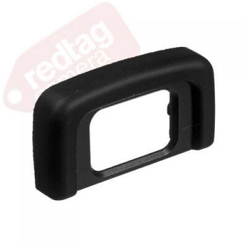 Nikon D5600 Digital Camera + 18-55mm VR + 70-300mm + 30 Piece Accessory Bundle