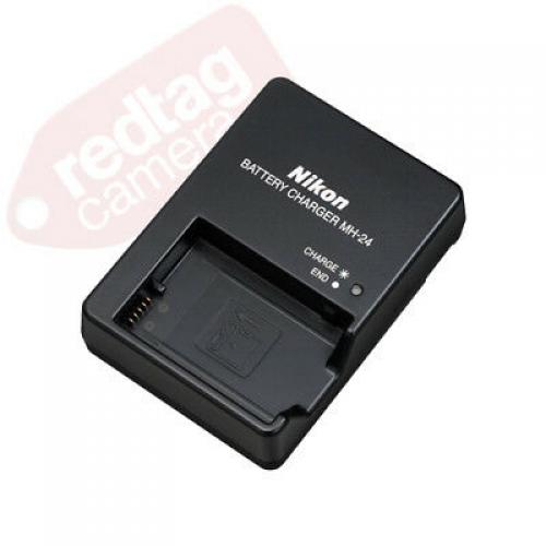 Nikon D5600 Digital Camera + 18-55mm VR + 70-300mm + 30 Piece Accessory Bundle